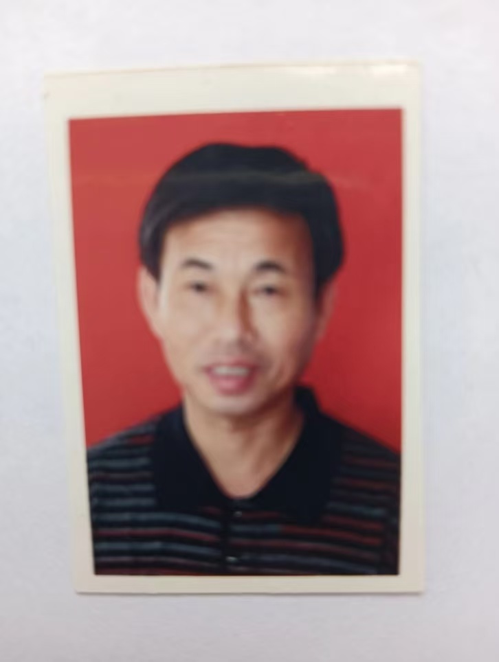黃寶雄，